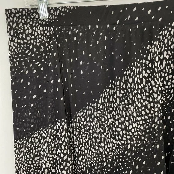 Chico's Womens Cosmic Universe Caren Mesh Skirt Size 3 XL Black White NEW - Picture 2 of 5